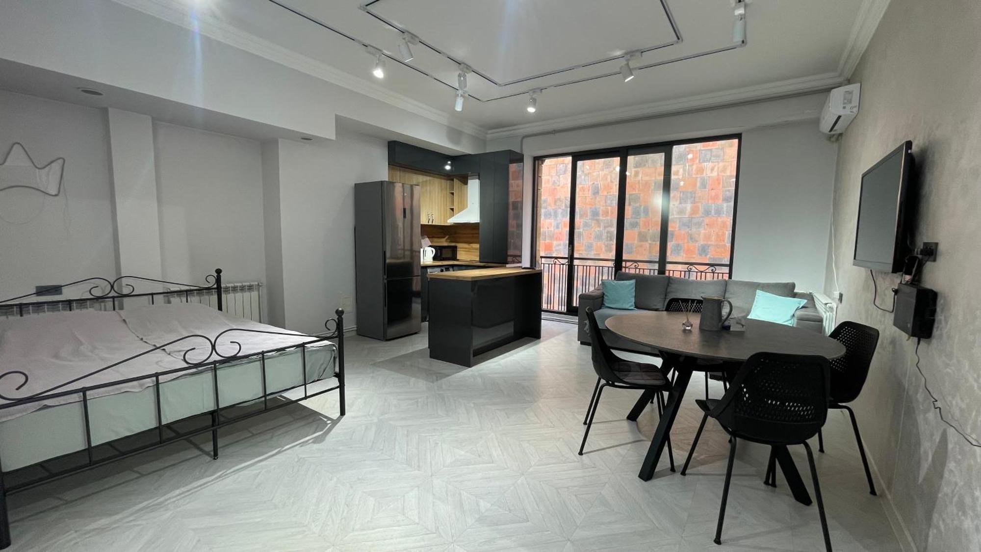 City Center Apartment 耶烈万 外观 照片