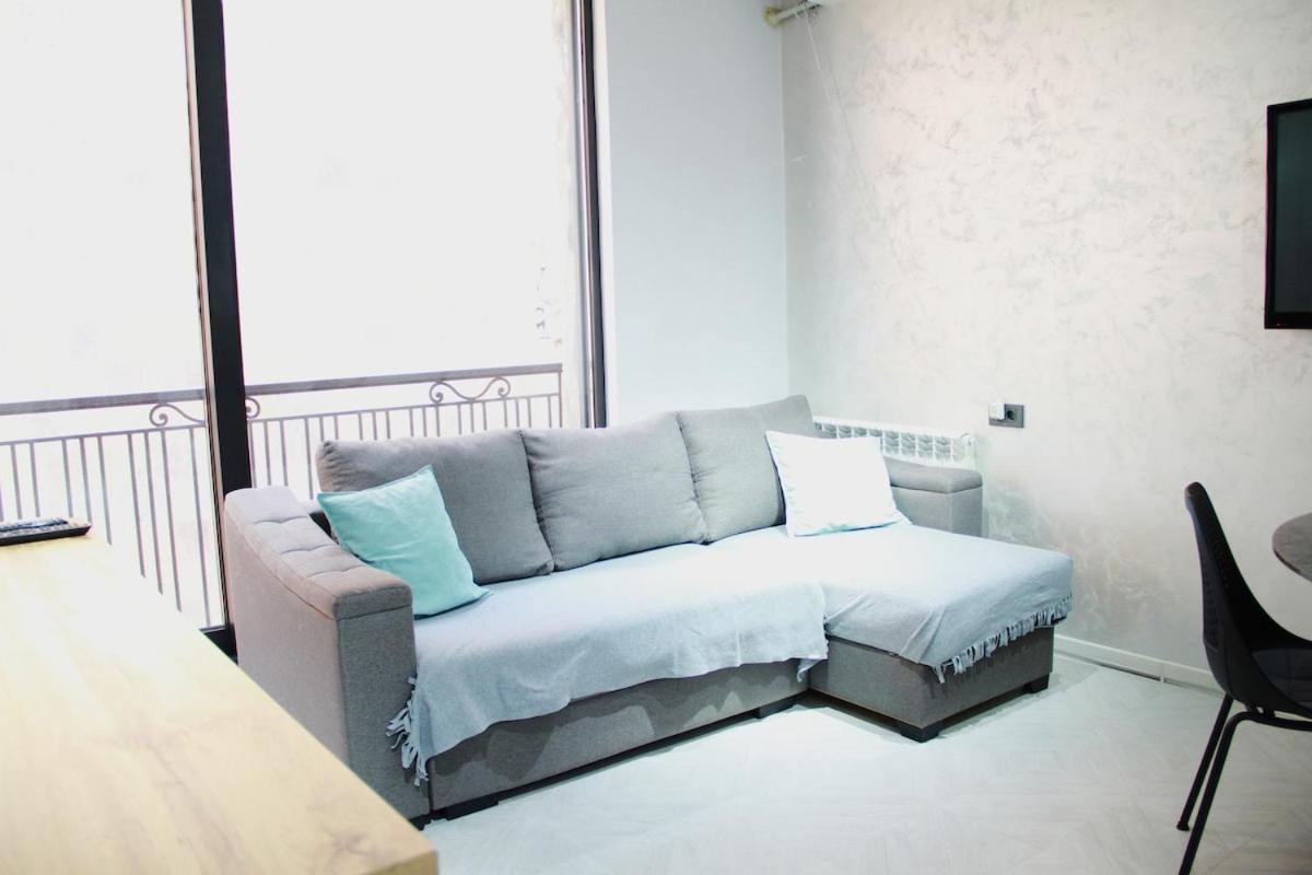 City Center Apartment 耶烈万 外观 照片