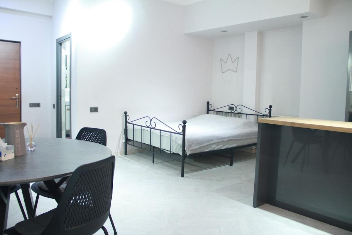 City Center Apartment 耶烈万 外观 照片
